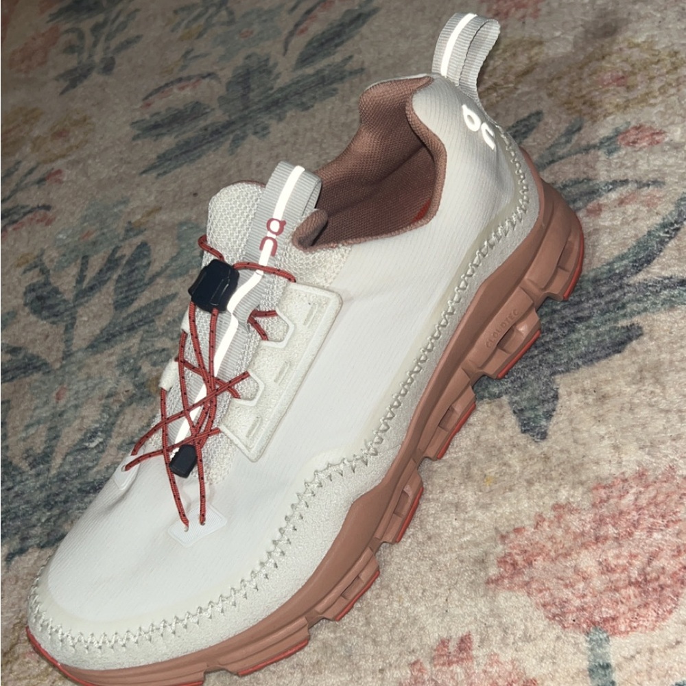 Women’s On Running Cloudaway Sneakers